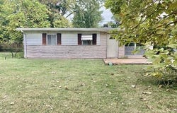 905 E 5th Street, Cahokia, IL 62206