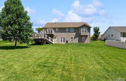 810 Victorian Avenue, Waterloo, IL 62298