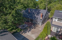 25524 Chatworth, Euclid, OH 44117