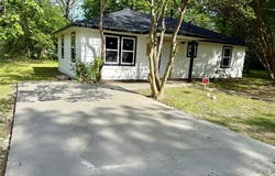 1114 Blackburn Street, Commerce, TX 75428