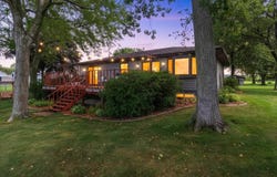 N3155 ECKER LAKELAND Drive, CHILTON, WI 53014