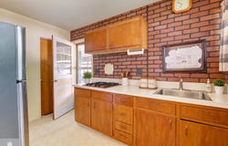 9 Wellesley Road, Old Bridge, NJ 08859