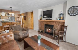 39 Vail Ave, Angel Fire, NM 87110