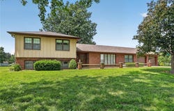 16904 Kentucky Road, Belton, MO 64012