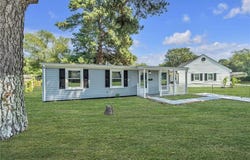 2917 Berkley Avenue, Chesapeake, VA 23325