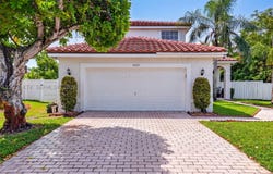 18253 SW 5th St, Pembroke Pines, FL 33029