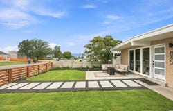 845 E LARKSPUR Dr, Sandy, UT 84094