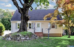 741 Pompton Avenue, Cedar Grove, NJ 07009