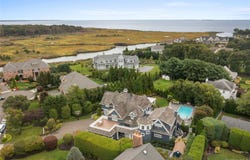 26 True Harbour Way, West Islip, NY 11795