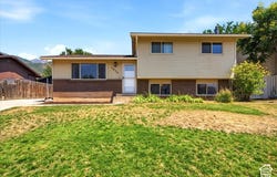 5826 S VILLAGE Way E, South Ogden, UT 84403