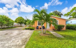 3420 NW 213th Ter, Miami Gardens, FL 33056