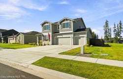 501 E Burdock Loop, Hayden, ID 83835