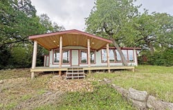 106 Caddo, Smithville, TX 78957