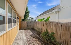 17 JEFF Road, LARGO, FL 33774