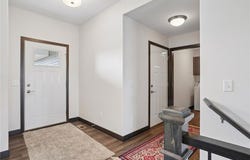 850 Rogers St, Robins, IA 52328
