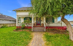 6762 Harrison Avenue, Fields Landing, CA 95537