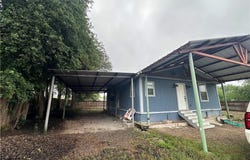 2405 Cox Street, Beeville, TX 78102