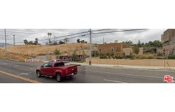 13419 Foothill Blvd, Sylmar, CA 91342
