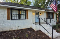238 Needlecrest Drive, Gray, GA 31032