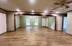 1110 Valley Dr., LAUREL, MS 39443