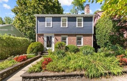 14 Creston Way, Providence, RI 02906