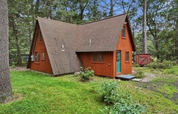 99 Lakeshore Drive, Spencer, MA 01562