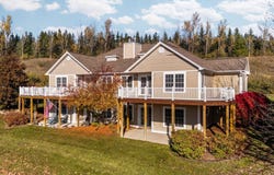 2947 Crown Pointe Drive, Traverse City, MI 49685