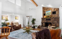 7702 S Kite Rd, Milburn, OK 73450