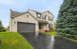 304 Edgewood Drive, Minooka, IL 60447