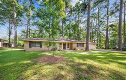 125 Beechwood, Jasper, TX 75591