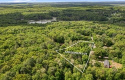 70 Hill St, Millville, MA 01529