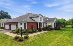 2403 Eloquent Ln, Adams Twp, PA 16059