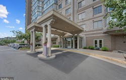 19355 CYPRESS RIDGE Terrace, LEESBURG, VA 20176
