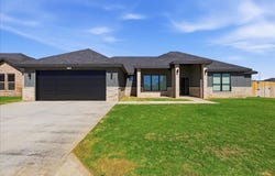 1000 Harrier Dr, Midland, TX 79706