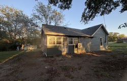 411 E Walnut Street, El Dorado Springs, MO 64744