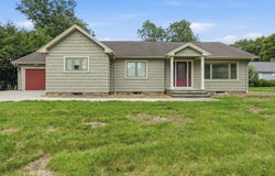 36 Crescent Dr, Ludlow, MA 01056