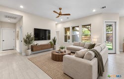 1105 W 1st Street, Lampasas, TX 76550