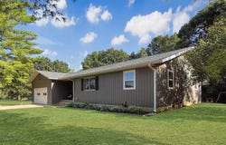 1348 Hickory Hills Drive, Willow Springs, MO 65793