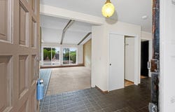 27929 Edgecliff Way, Hayward, CA 94542