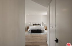 255 Main St, Venice, CA 90291