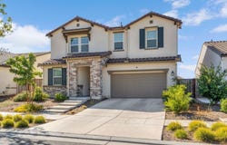 534 Laurel Crest Avenue, Madera, CA 93636