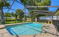 1101 OAKRIDGE MANOR Drive, BRANDON, FL 33511