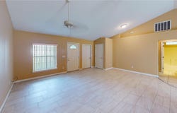 18 LLOLEETA Path, PALM COAST, FL 32164