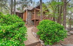24 Lost Creek Circle, Branson West, MO 65737