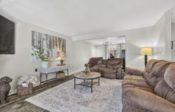 63 CHICKADEE Dr, Kelso, WA 98626