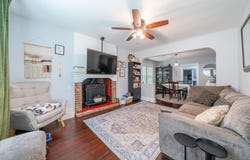 117 E Wyoming Ave, Absecon, NJ 08201