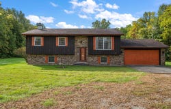 354 E 1300 N, Chesterton, IN 46304