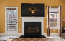 250 WINDSOR Way, Fairburn, GA 30213
