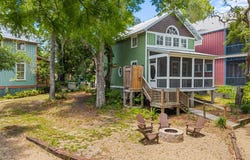 264 NE Maggie Cir, Steinhatchee, FL 32359