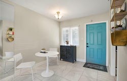 2211 SUNSET Drive, BRADENTON, FL 34207